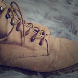 Tan boots